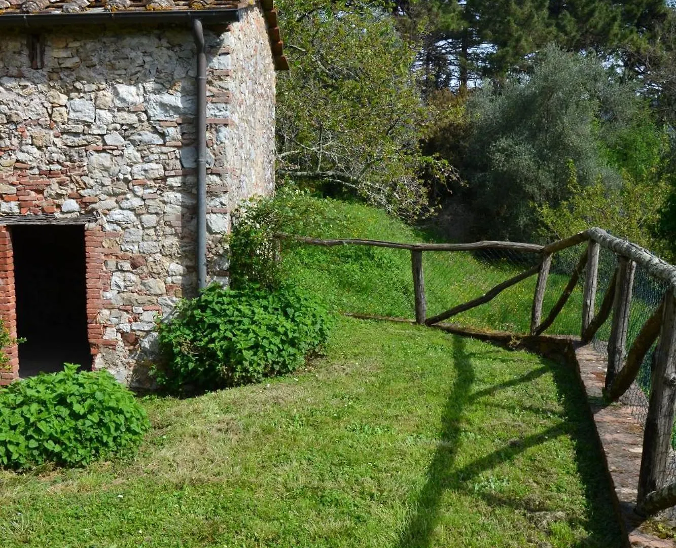 Mimosa E Limoni - Case Vacanze San Martino in Freddana