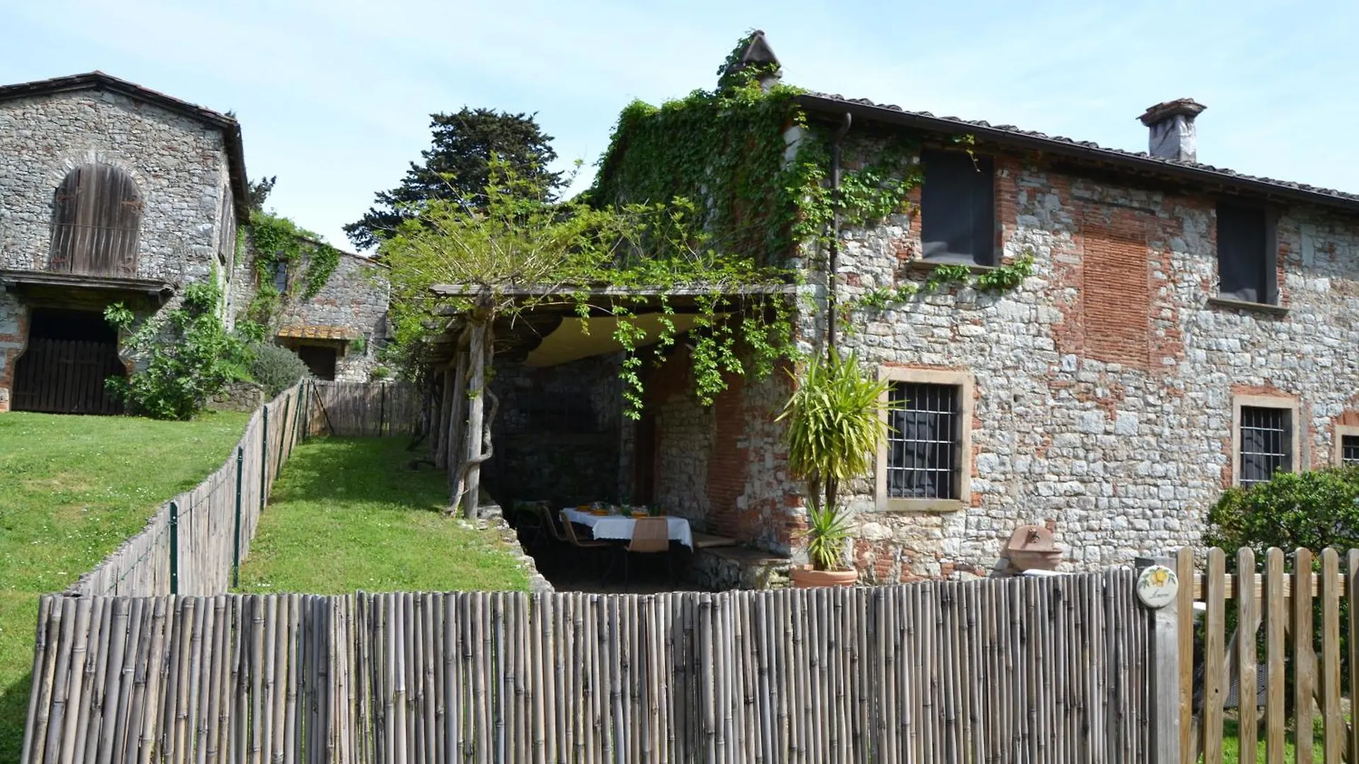 Mimosa E Limoni - Case Vacanze San Martino in Freddana Italy