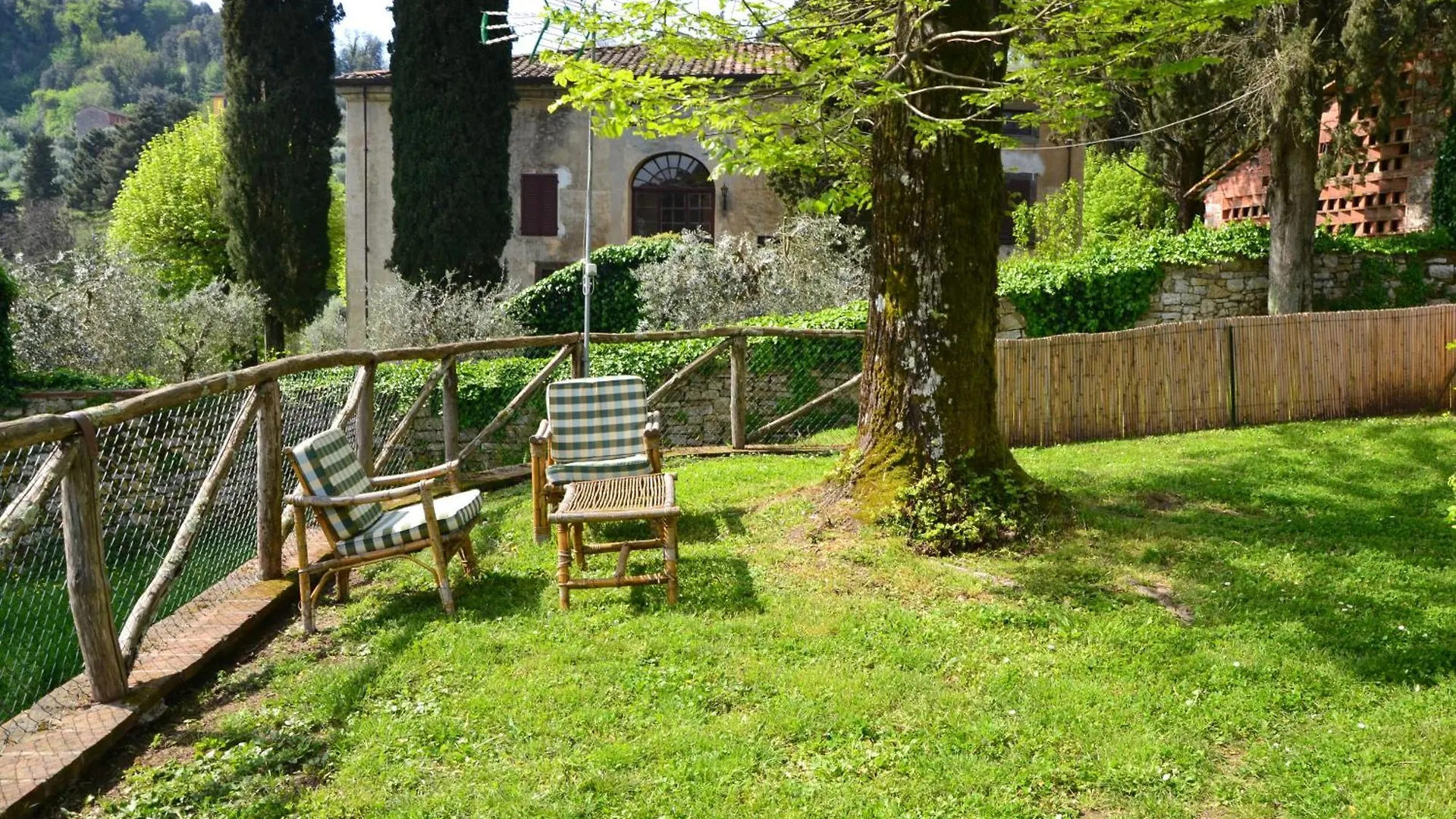 Mimosa E Limoni - Case Vacanze San Martino in Freddana Italy